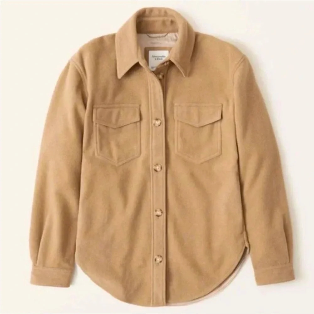 NWT Abercrombie & Fitch Oversized Thick Wool Pocket Shacket in Camel - Size XS